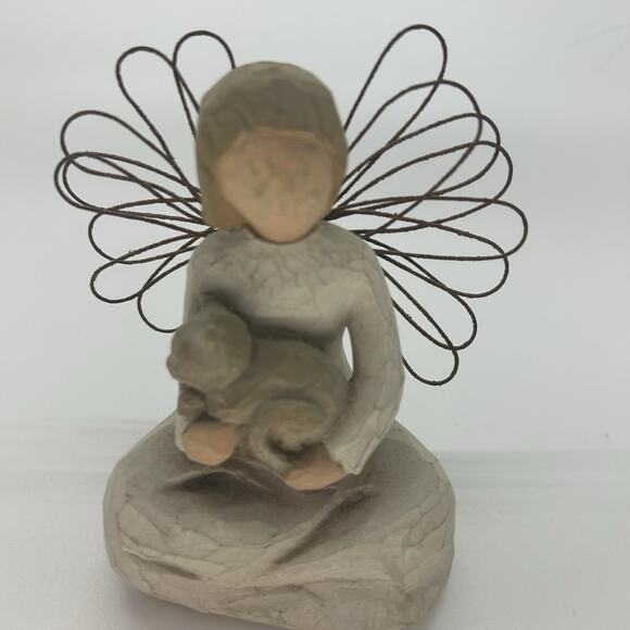 Vintage Willow Tree Figurine - Angel of Kindness holding cat rusty Wings - Picture 7 of 11